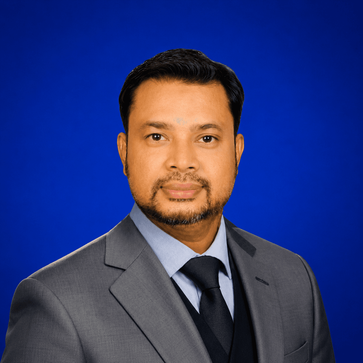Shams Zaman — Director / COO